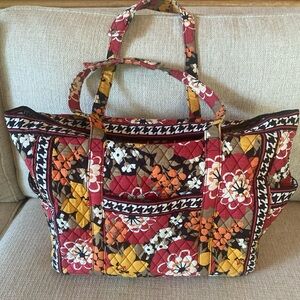 VERA BRADLEY VERA EXTRA LARGE TOTE BAG ~ BITTERSWEET